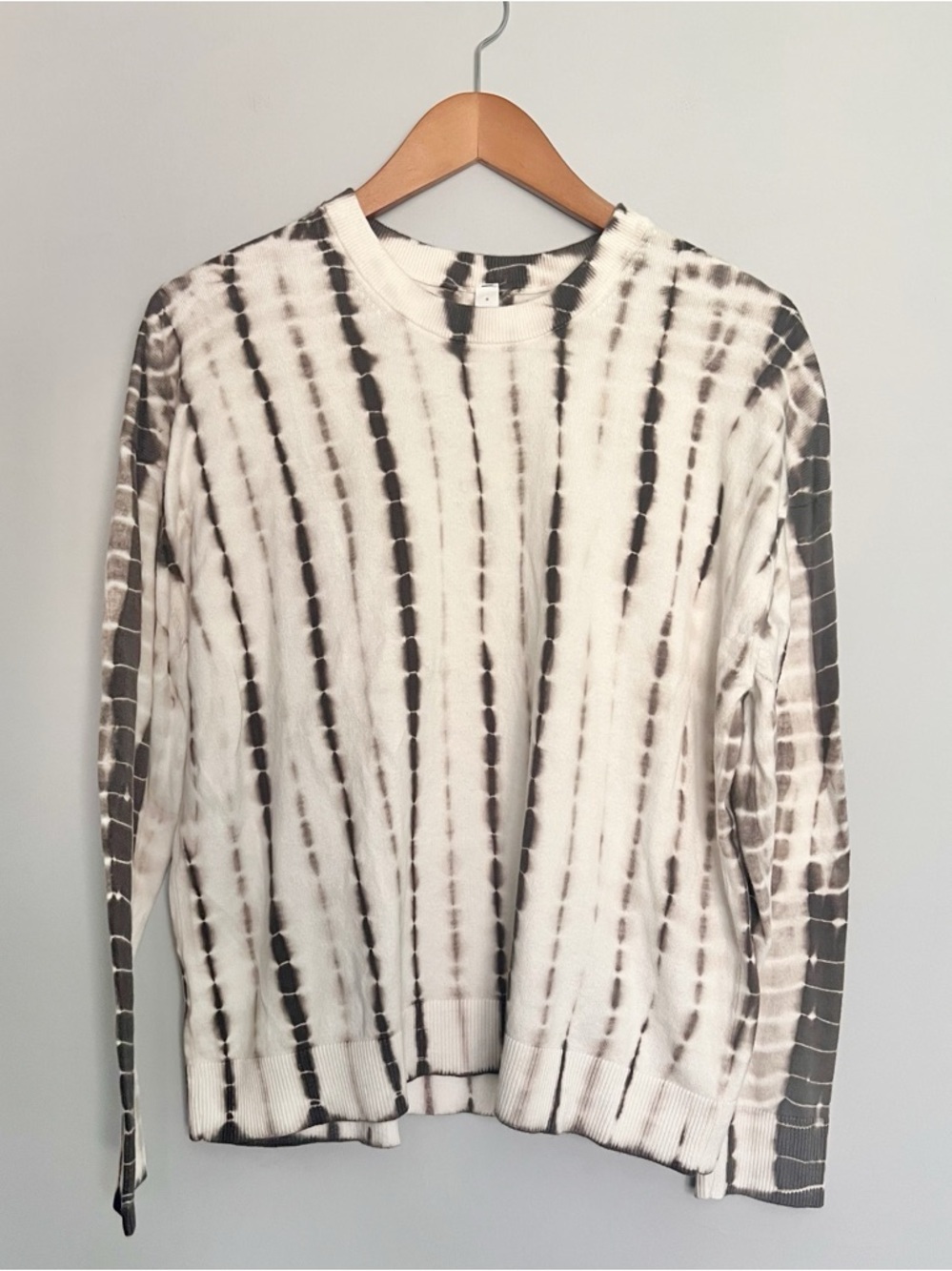 Lululemon Tie Dye Crewneck Cashmere Sweater Size 8